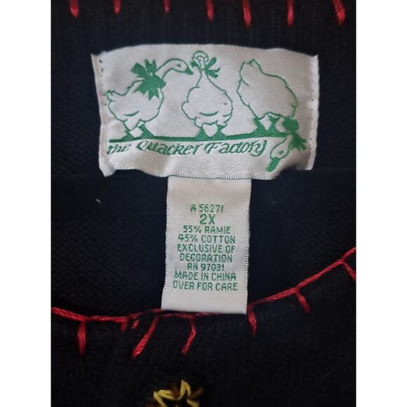 The Quaker Factory Women's Size 2X Christmas Dog Embroidered Christmas Sweater - Picture 5 of 8